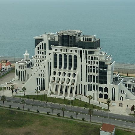 Arleville Batumi Luaran gambar